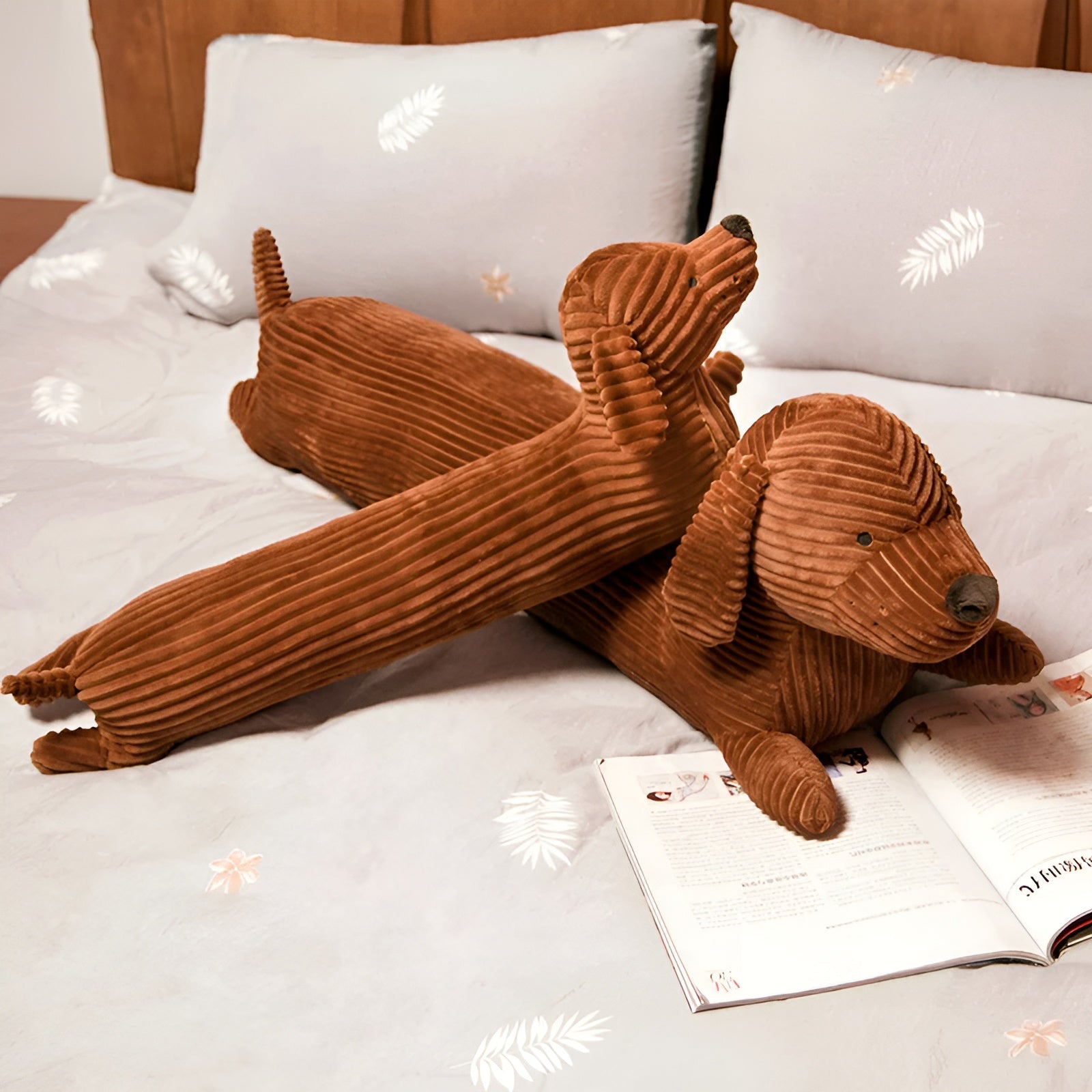 CuddlePup - Dulce almohada de dachshund para momentos de abrazo y relajación