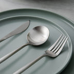 Cubiertos Minimalistas