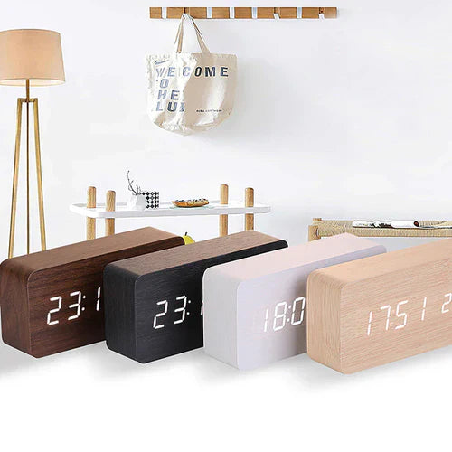 TimberTick - Reloj despertador de madera con carga inalámbrica y pantalla LED