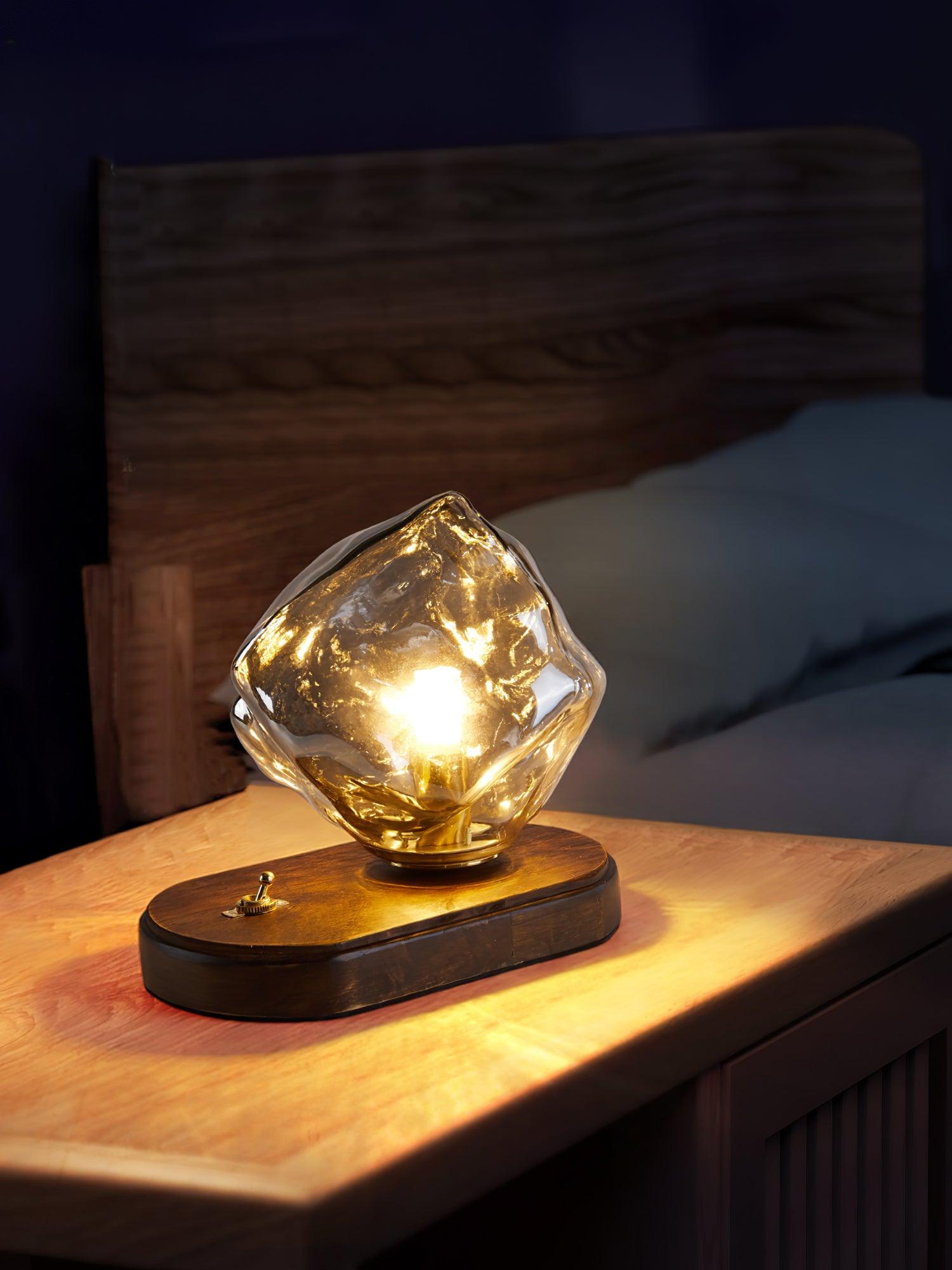 Averis | Lámpara de mesa de cristal