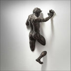 Adorno de Resina de Cobre Artificial Figura Abstracta Arte de Pared Escalador Estatua Escultura 3D a Través de la Pared
