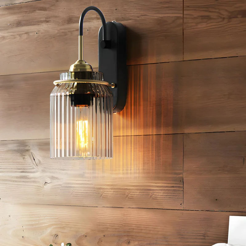 Aplique de Pared de Vidrio Industrial en Forma de Embudo - Iluminación Elegante