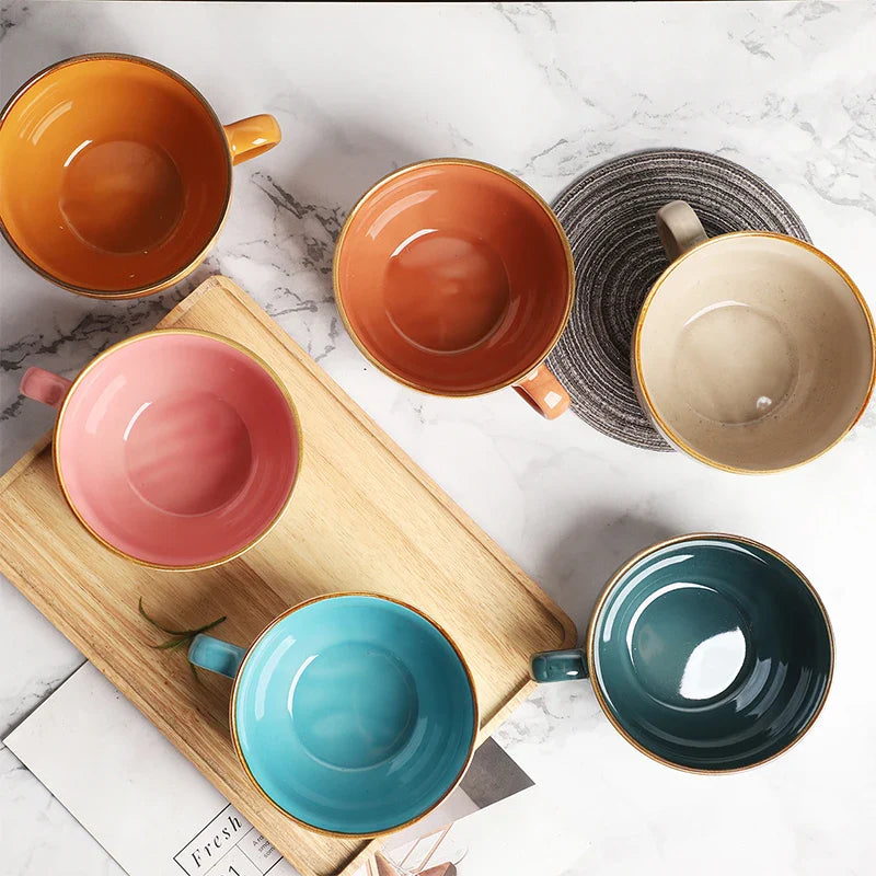 Taza Cerámica de Alta Capacidad y Diseño Colorido