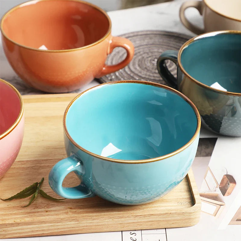 Taza Cerámica de Alta Capacidad y Diseño Colorido