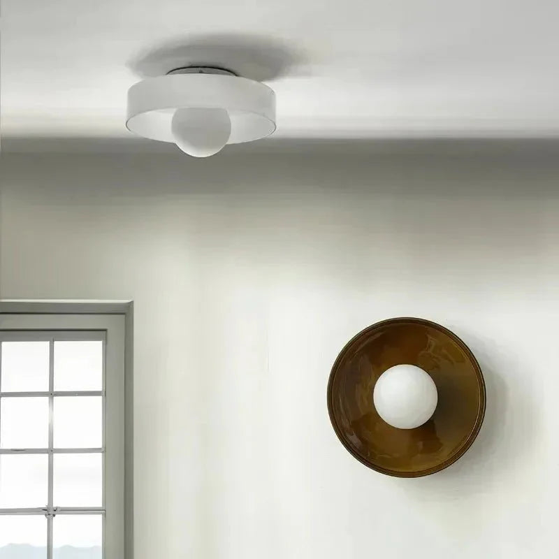 Lámpara de techo con luz suave – diseño escandinavo de vidrio para interiores modernos