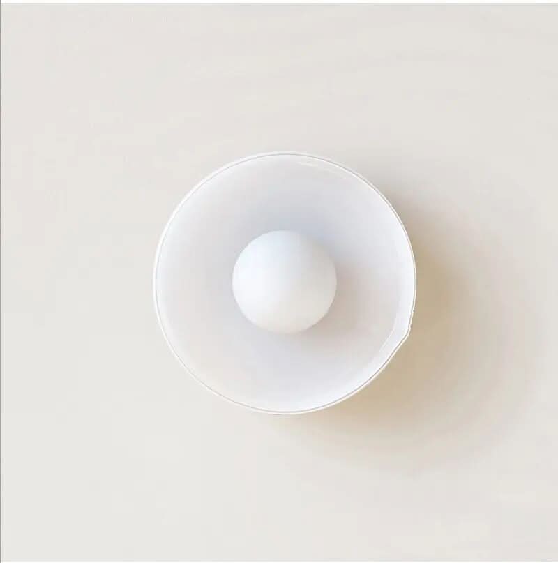 Lámpara de techo con luz suave – diseño escandinavo de vidrio para interiores modernos