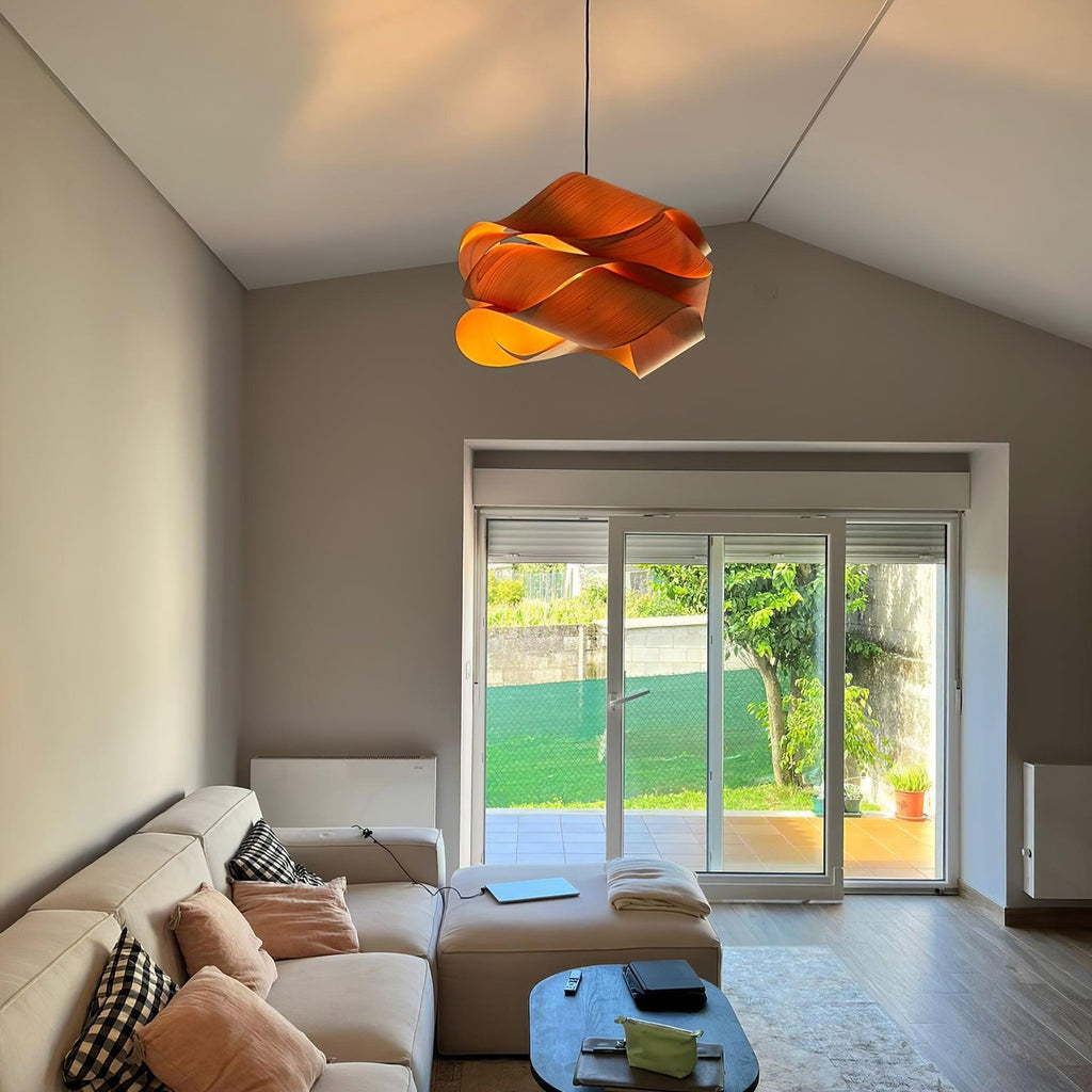 Lirado – lámpara colgante de diseño en estilo madera
