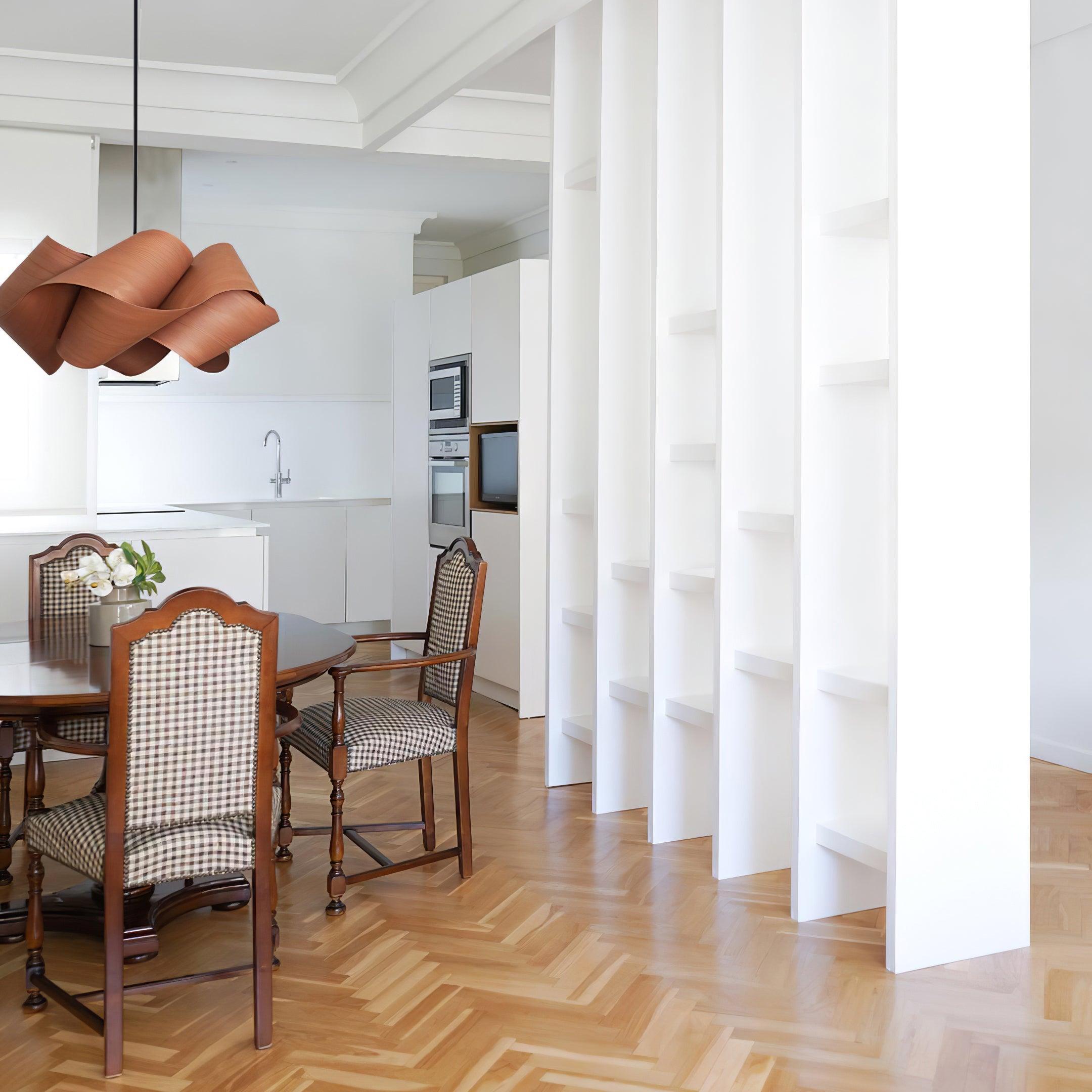 Lirado – lámpara colgante de diseño en estilo madera