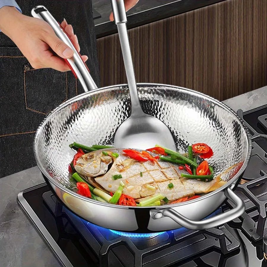 Wok de titanio premium con fondo redondo para cocinas de inducción y salteado sin esfuerzo