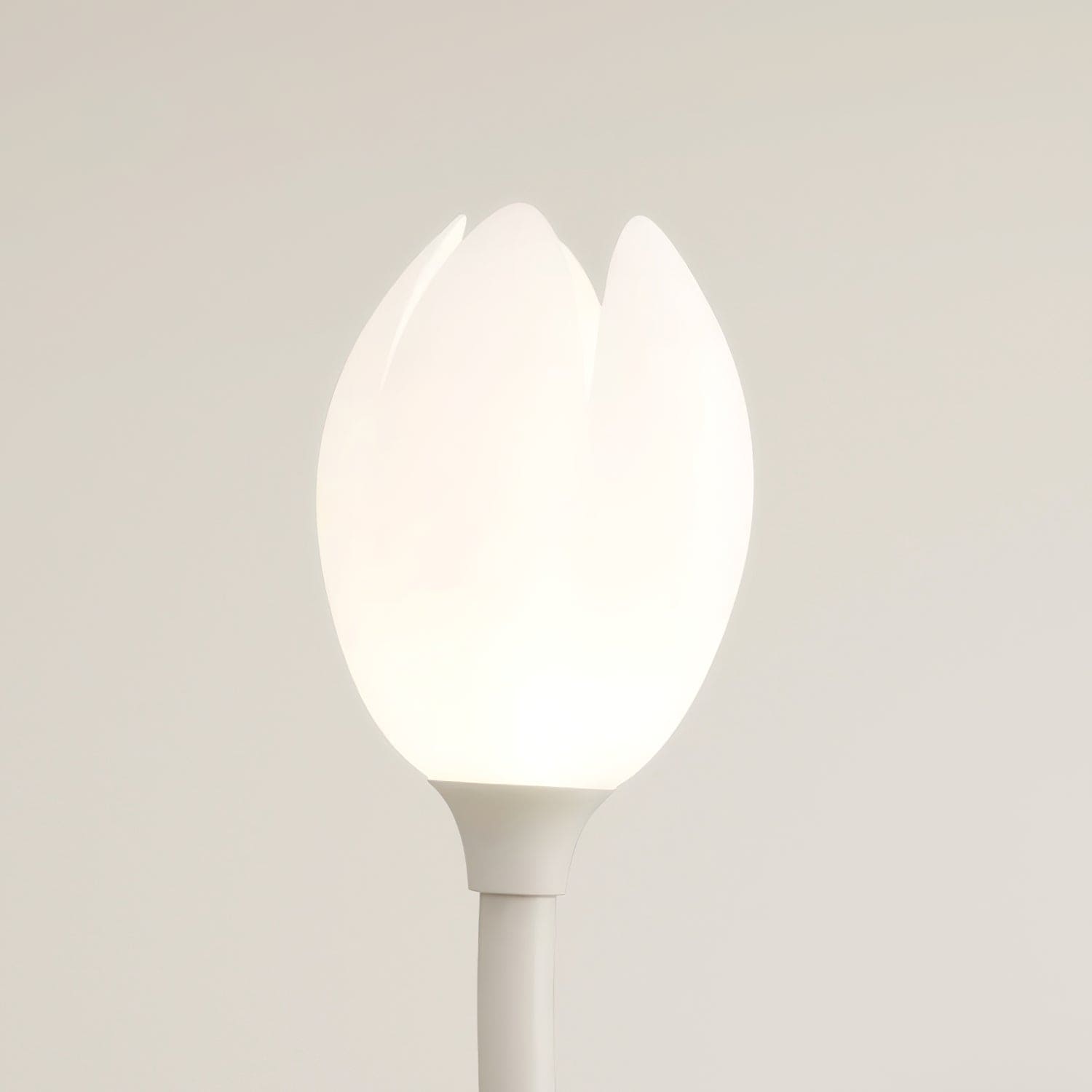 Lámpara de Pie Manta Blomster Moderna | 56,3" | Diseño de Metal y Moldeo por Rotación | Brick by Brick