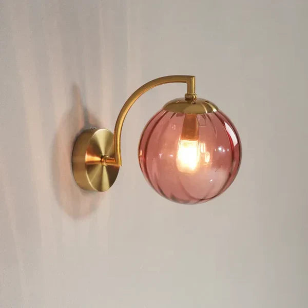 IllumeSphere - Lámpara de pared de vidrio moderna para una atmósfera iluminada