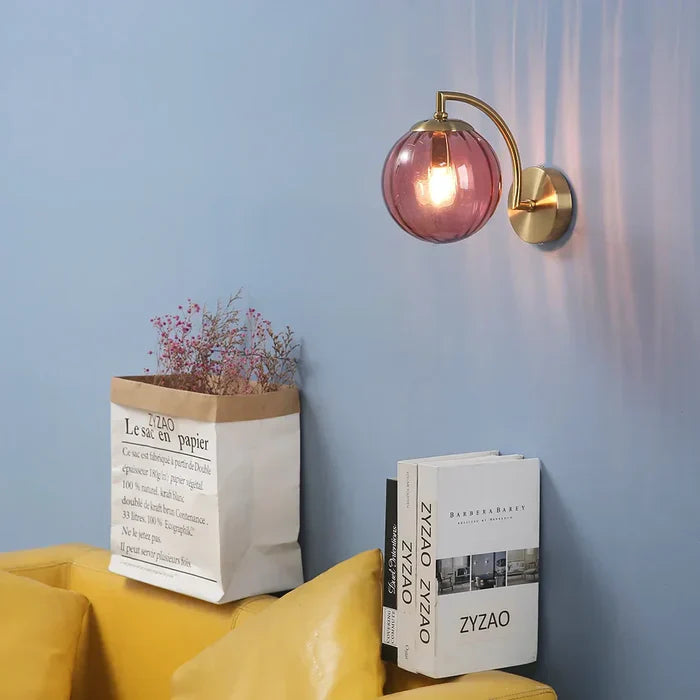IllumeSphere - Lámpara de pared de vidrio moderna para una atmósfera iluminada