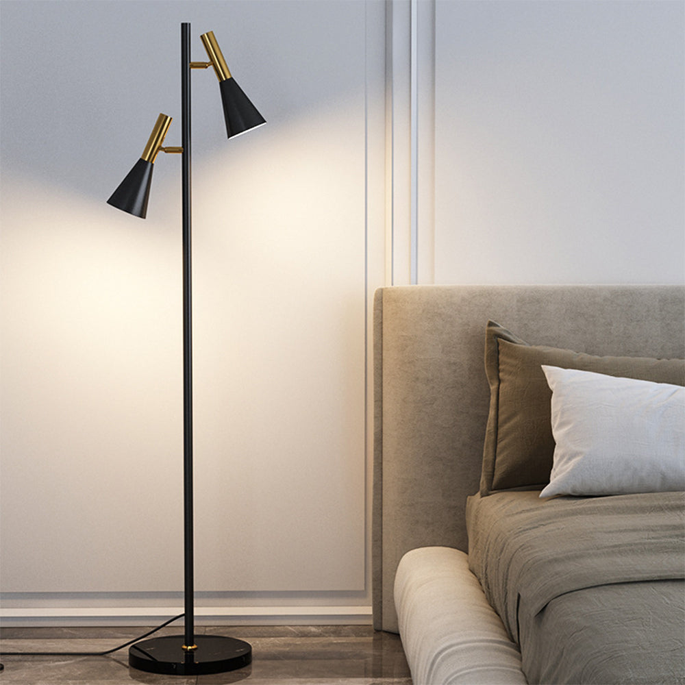 Lámpara de Pie Negra Moderna Ajustable de Doble Cabeza para Iluminación Estilizada
