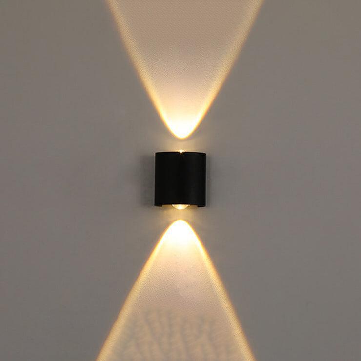 Luz de Pared Exterior Moderna en Arco | Aplique LED Impermeable para Iluminación de Jardín o Patio