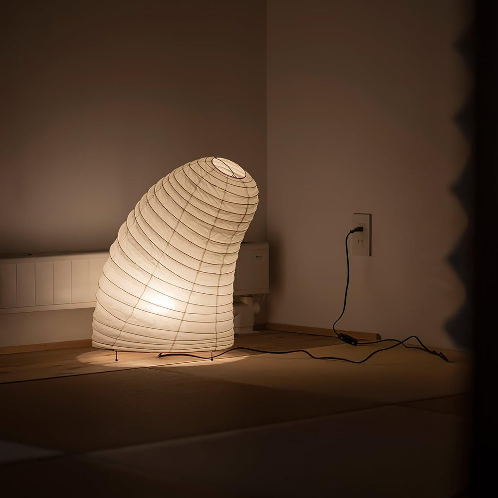 Lámpara de Mesa Akari V8 con Pantalla de Tela Texturizada para Dormitorio y Sala de Estar