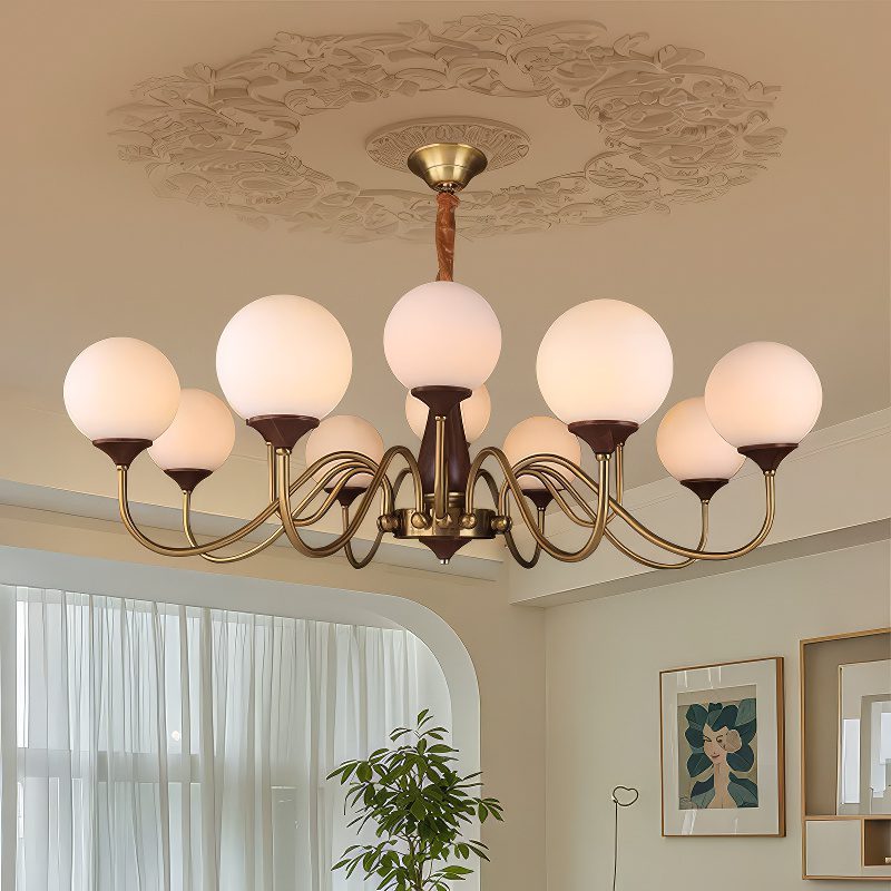 Candelabro Con Pantallas De Vidrio Y Estructura De Metal