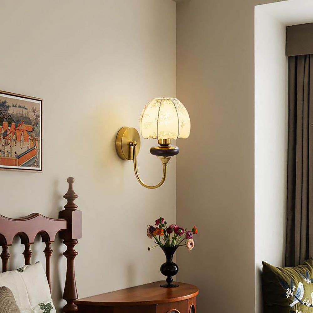 Aplique de pared con pantalla de tela madera metal