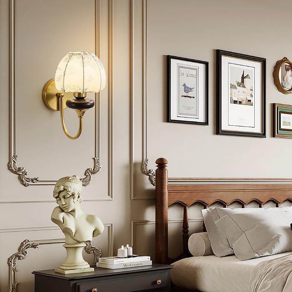 Aplique de pared con pantalla de tela madera metal