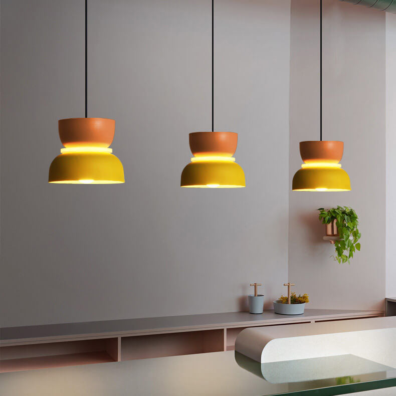 Lámpara colgante escandinava con iluminación LED – pantalla de metal colorida para iluminación colgante en la cocina