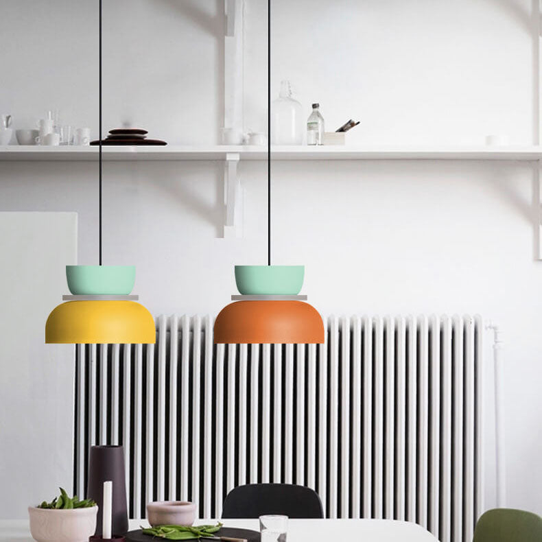 Lámpara colgante escandinava con iluminación LED – pantalla de metal colorida para iluminación colgante en la cocina