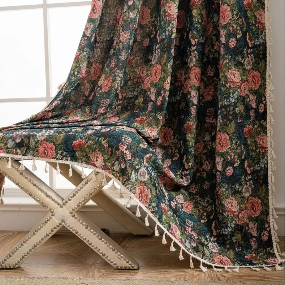 Cortina de Borlas Floral Ditsy Noveau
