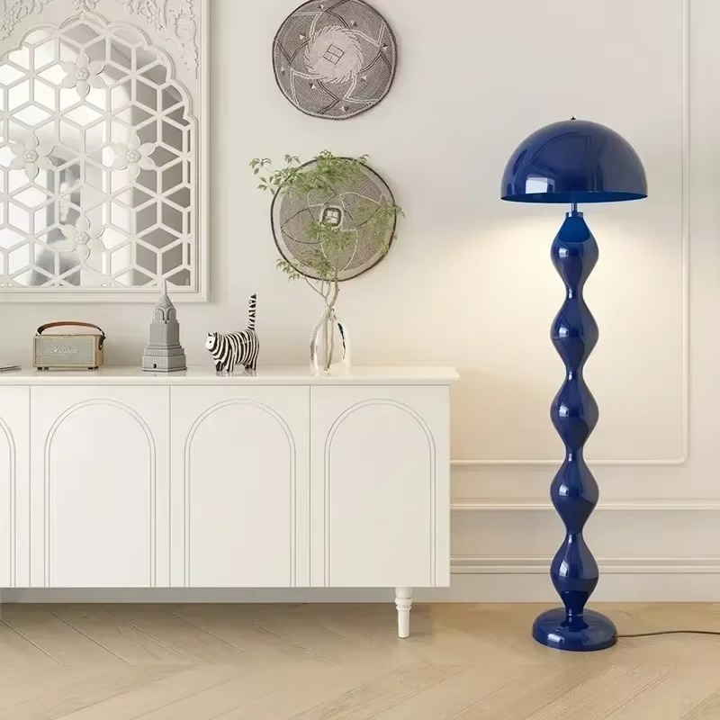 Lámpara de pie moderna estilo escandinavo