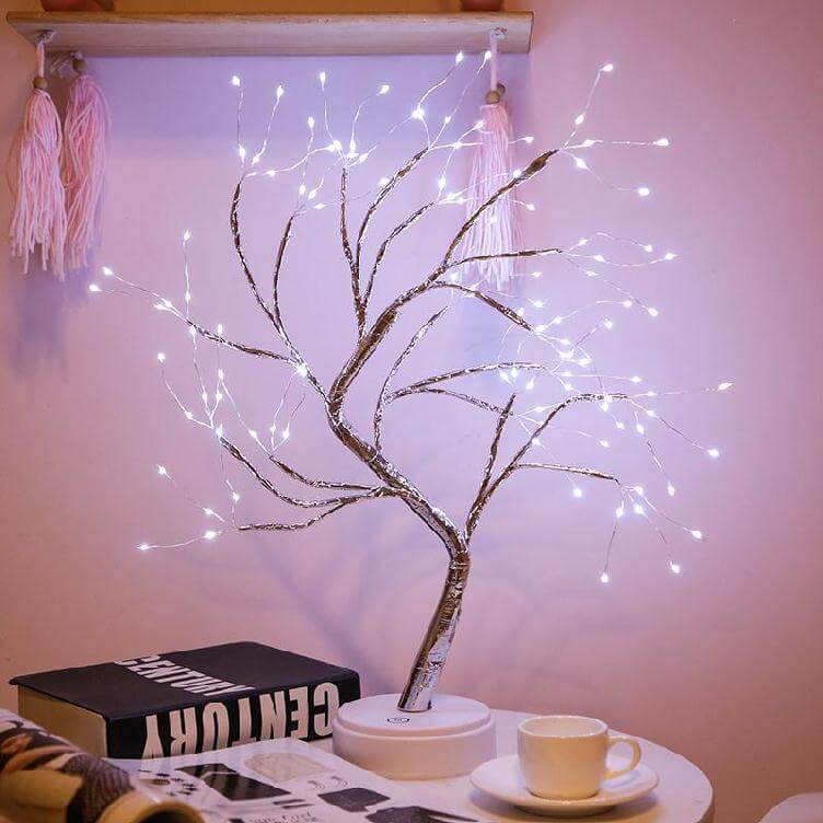 Lámpara de mesa LED con alambre de cobre – regulable y recargable por USB