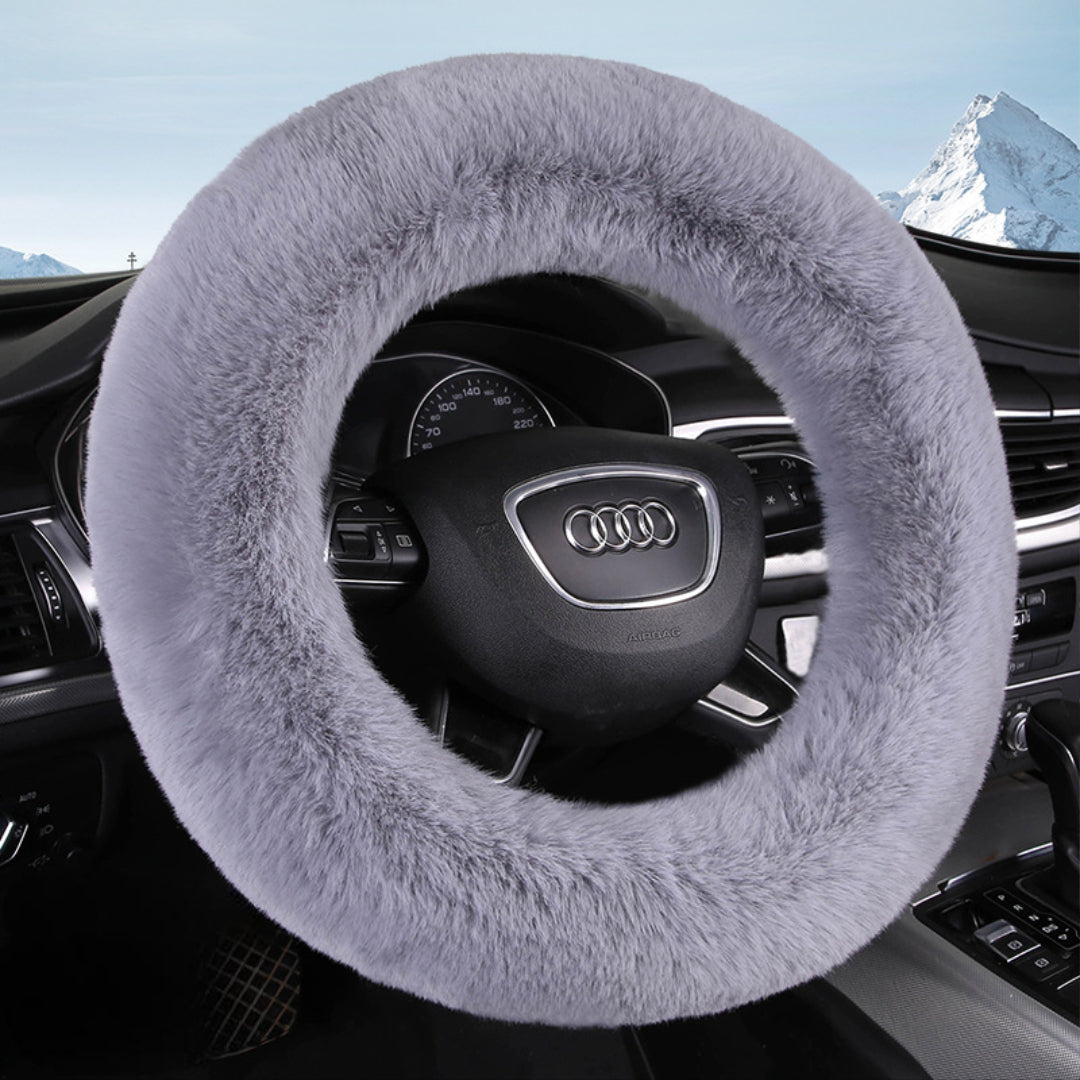 Funda de volante de felpa para máxima comodidad