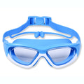 Gafas de natación para niños con recubrimiento antiempañante, correa ajustable y gran marco – cómoda construcción de silicona