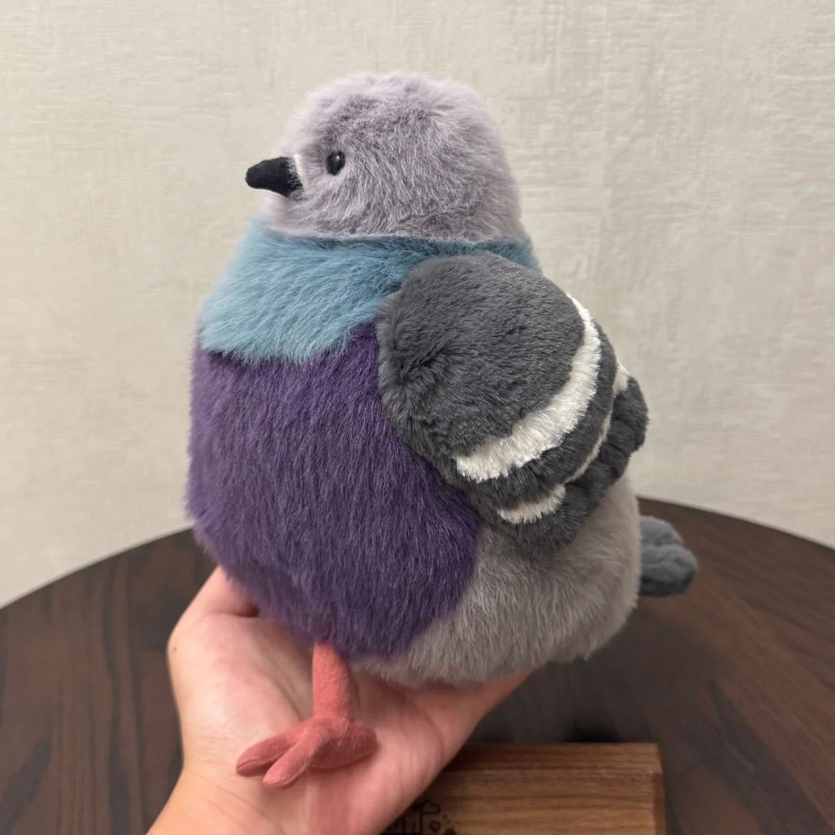KISSPIGEON – Juguete de peluche de paloma suave para abrazar y sentirse bien