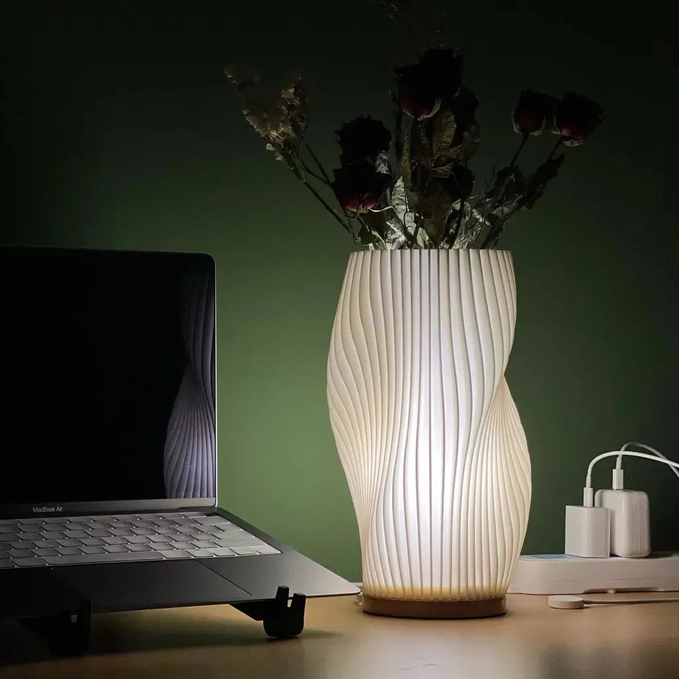 Serene Wavecrest | Lámpara de mesa de diseño en forma ondulada