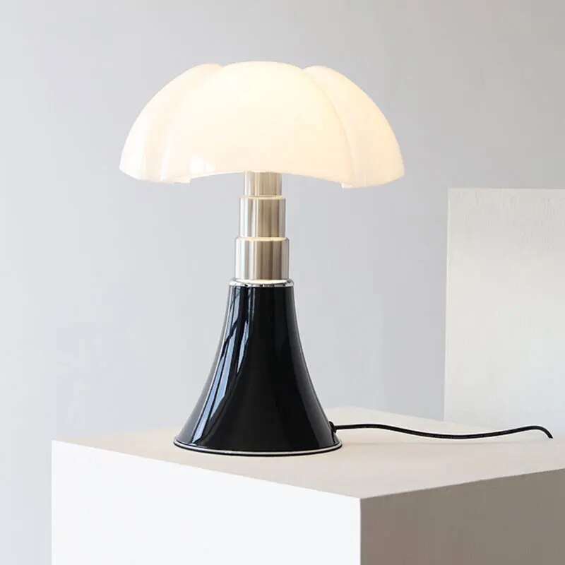 Lámpara de Mesa Floral - Iluminación Retro Atemporal