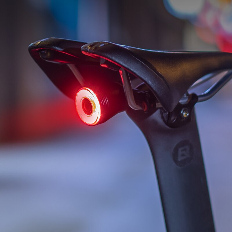 Velaro Luz trasera inteligente para bicicleta | Luz de freno automática y sensor de luminosidad | Recargable por USB | Impermeable IPX4