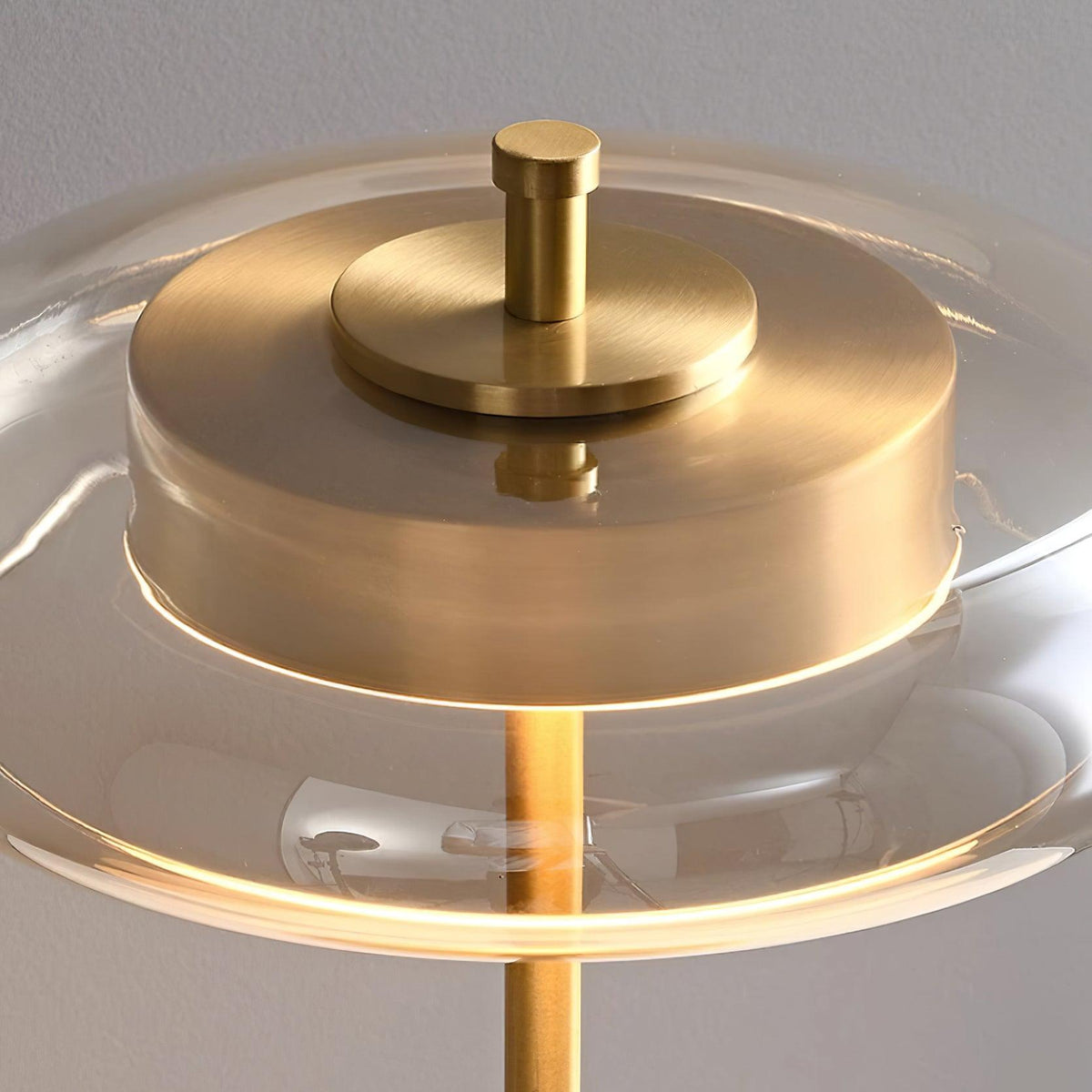 Lumisol | Lámpara de mesa de vidrio y madera