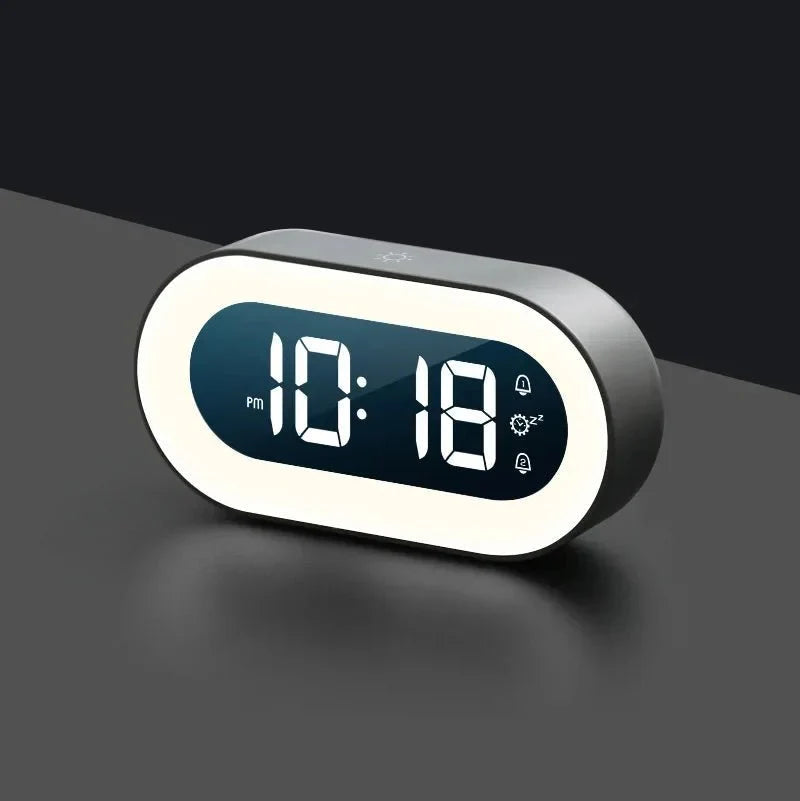 BRILTIME – Reloj despertador digital regulable con brillo ajustable y luz nocturna