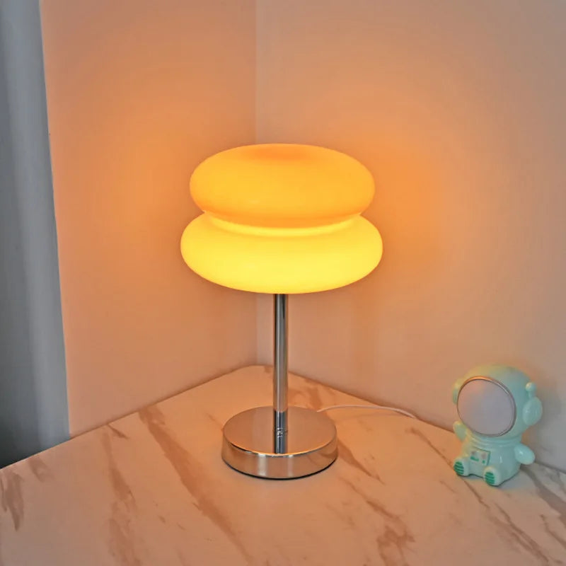 TartGlow - Lámpara de mesa elegante con elegancia culinaria