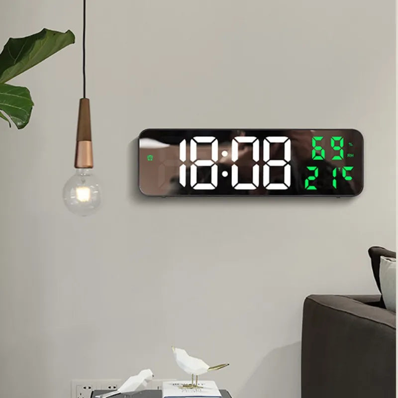 TimeSense - Reloj LED inteligente con monitoreo climático