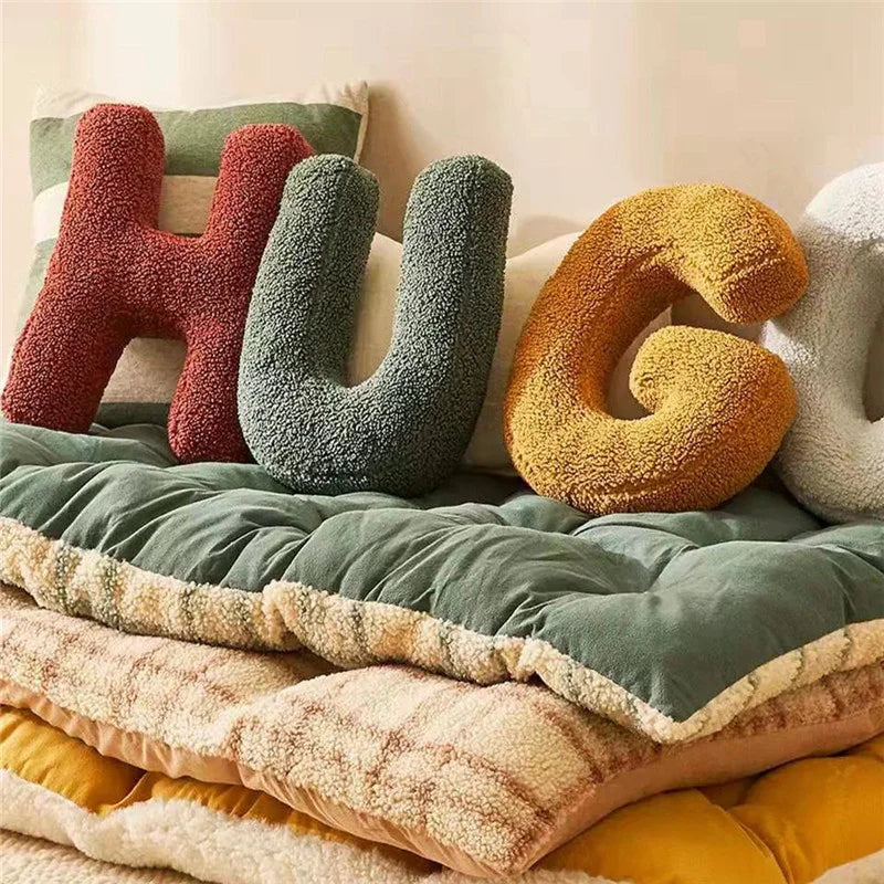 Cojín Decorativo de Alfabeto con Estructura de Terciopelo para el Hogar