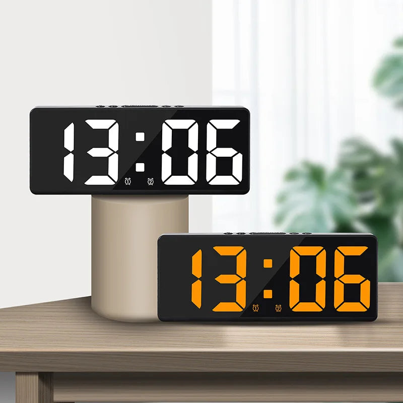 Reloj LED Simple con Luz Colorida, Temperatura, Calendario, Despertador, Reloj Creativo