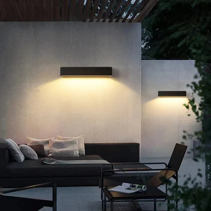 Lámpara Solar de Pared Solavella | 16 LEDs | Súper Brillante y Resistente al Agua | Para Jardín, Balcón y Pared de Casa | Blanco Cálido y Frío
