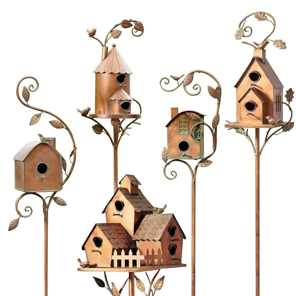 Kalsten | Casa de pájaros de arte en metal en estaca de jardín - FeatherNest