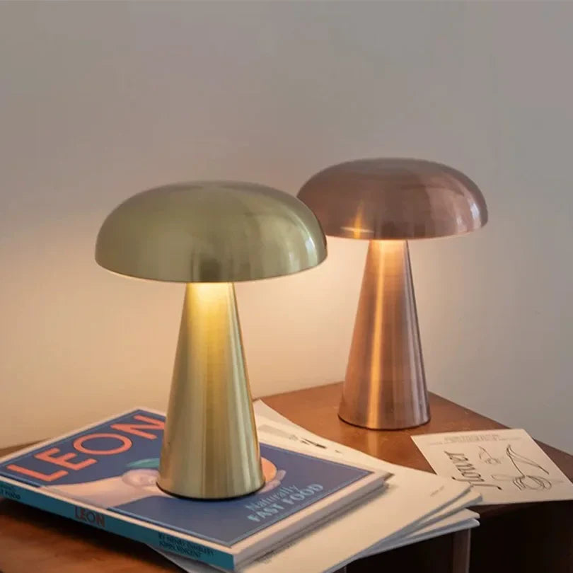 LumoShroom Lámpara de Mesa | Diseño Retro de Hongo | LED y Regulable | Recargable