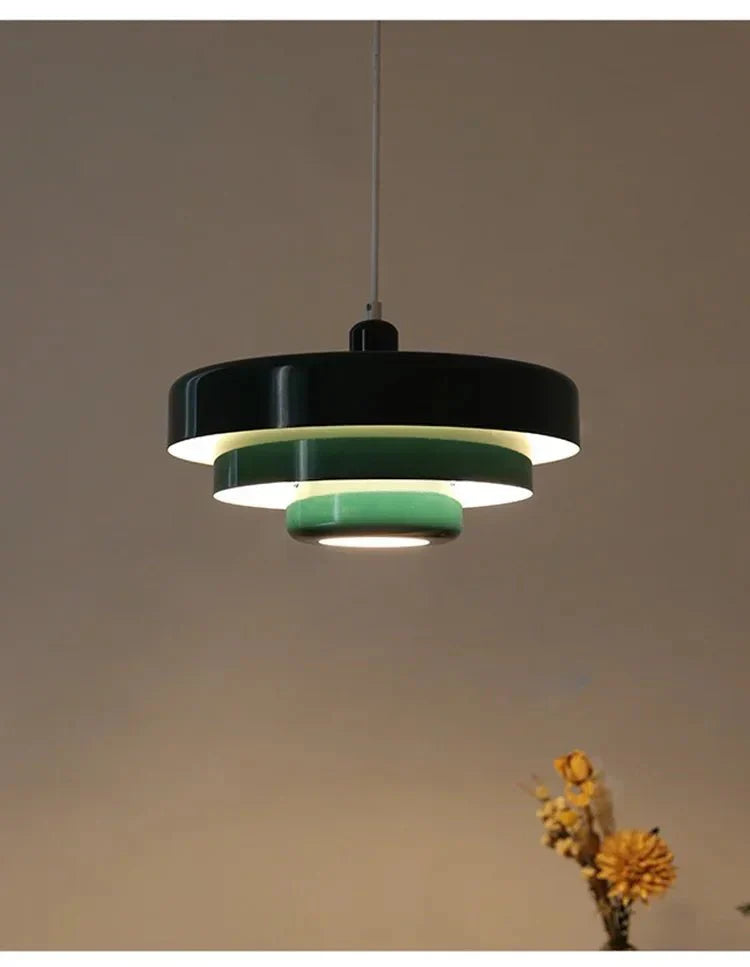 TRILORA – Elegante lámpara colgante de tres niveles en colores macaron