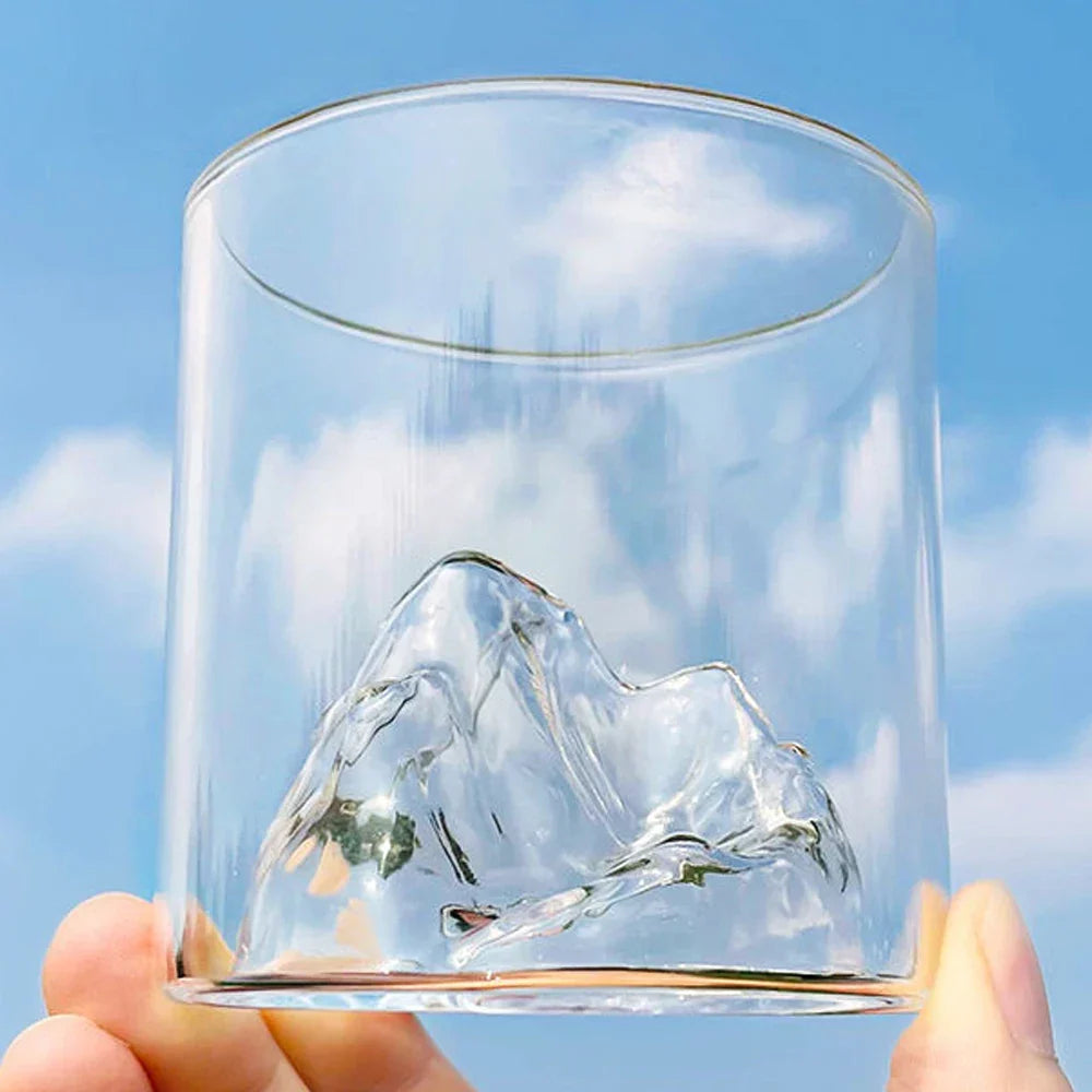 Montaña con diseño de montaña en 3D