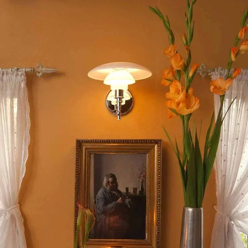 Norvia – apliqué LED de estilo retro con pantalla de vidrio