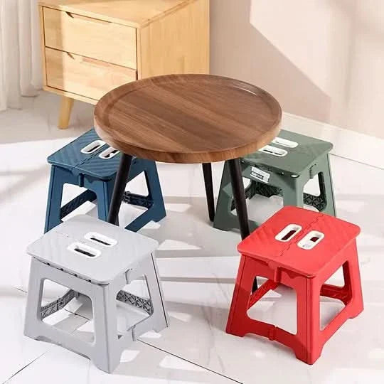Taburete plegable estable y fácil de transportar