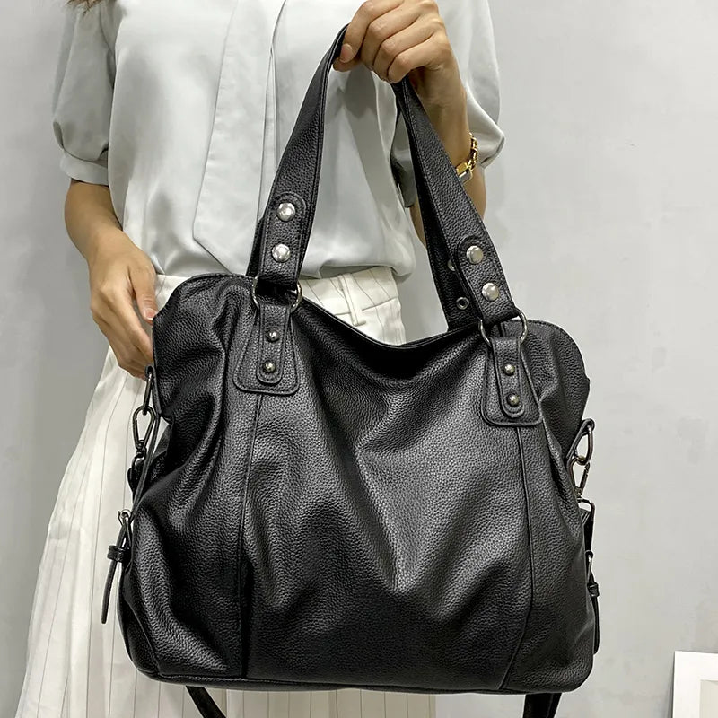 Althea – Bolsa de gran capacidad con un diseño elegante y estilizado