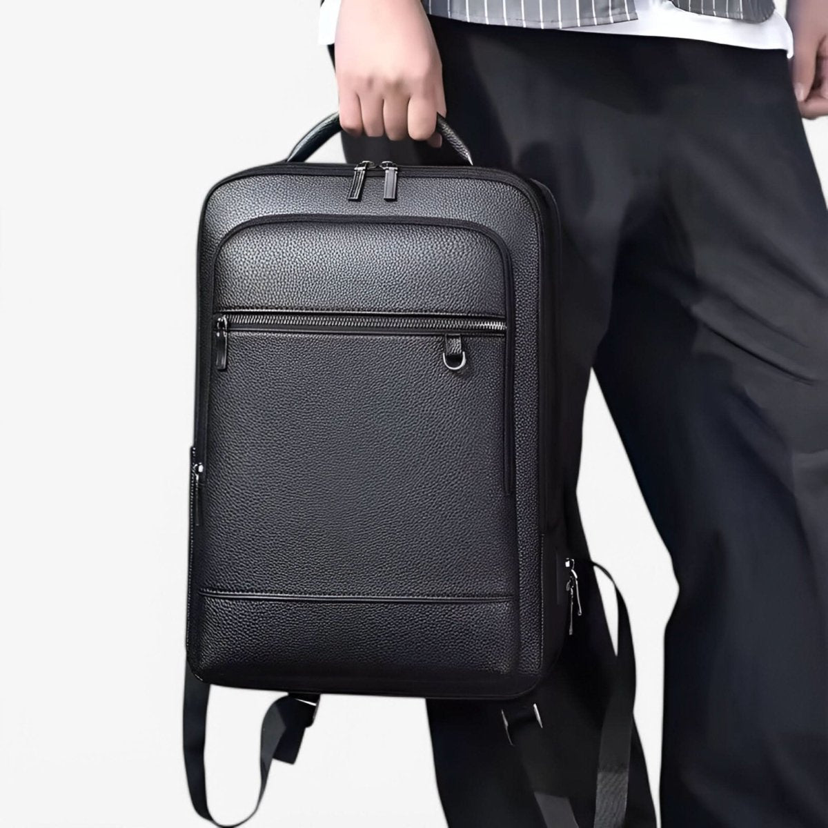 URBANVAULT – Mochila USB Inteligente para el Trabajo y la Movilidad Diaria