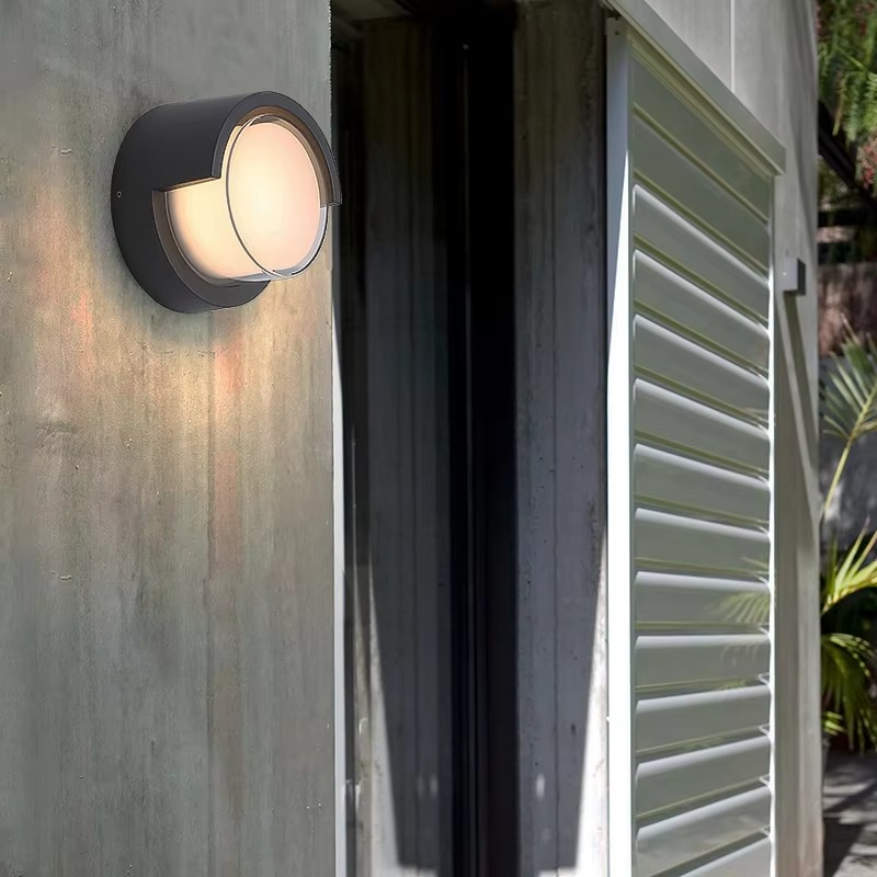 Lunaris | Lámpara de pared LED exterior moderna