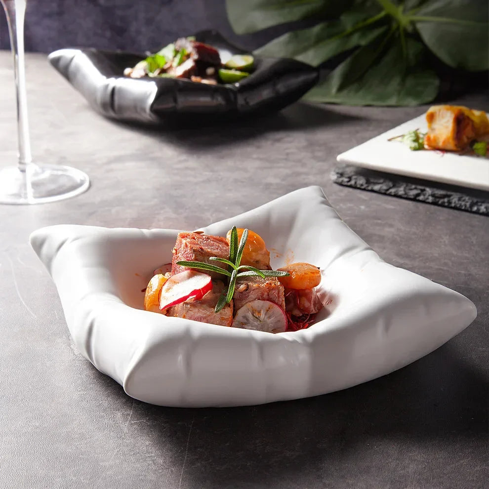 BowLift | Plato de Comida en Forma de Almohada Artística de Cerámica